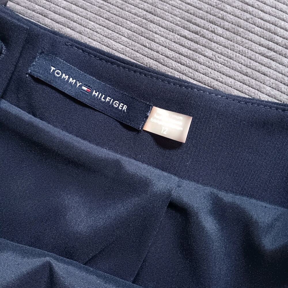 Tommy Hilfiger Pencil Skirt Zipper Pockets Above Knee Career Navy Size 12 - Picture 3 of 9